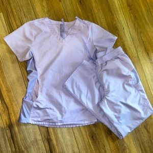 Lilac scrub set! Size S. Excellent condition